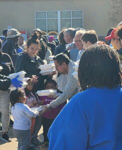 Feeding 5000 on November 19, 2022